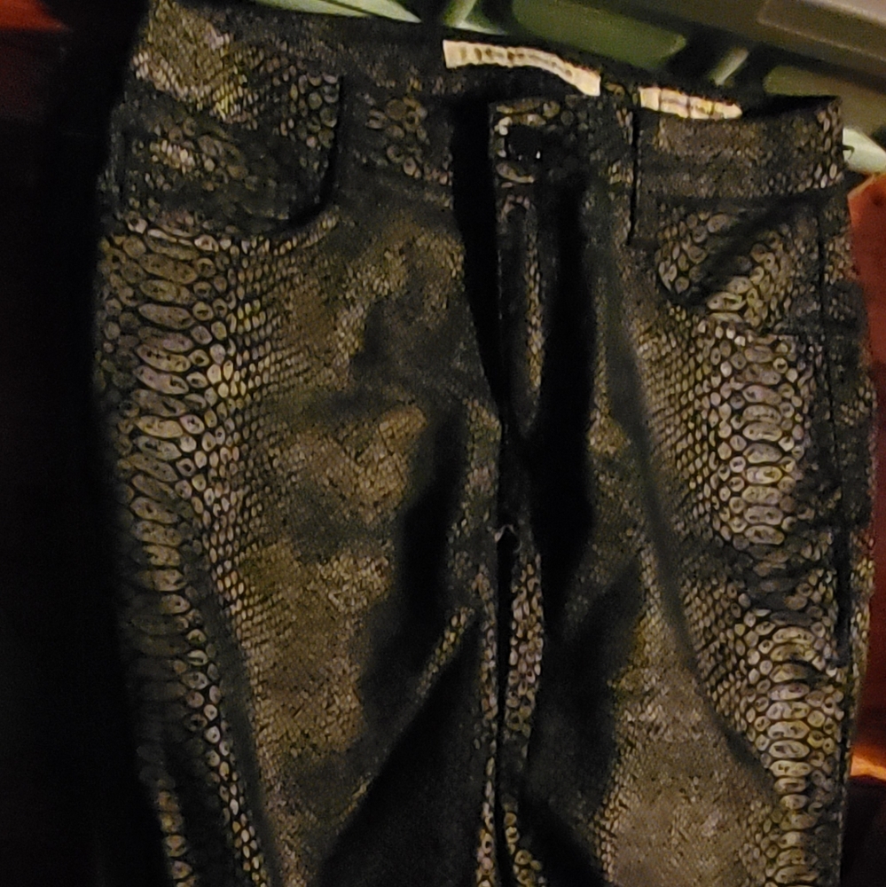 Jones New Your Snake Skin Lexington straight jeans size 8